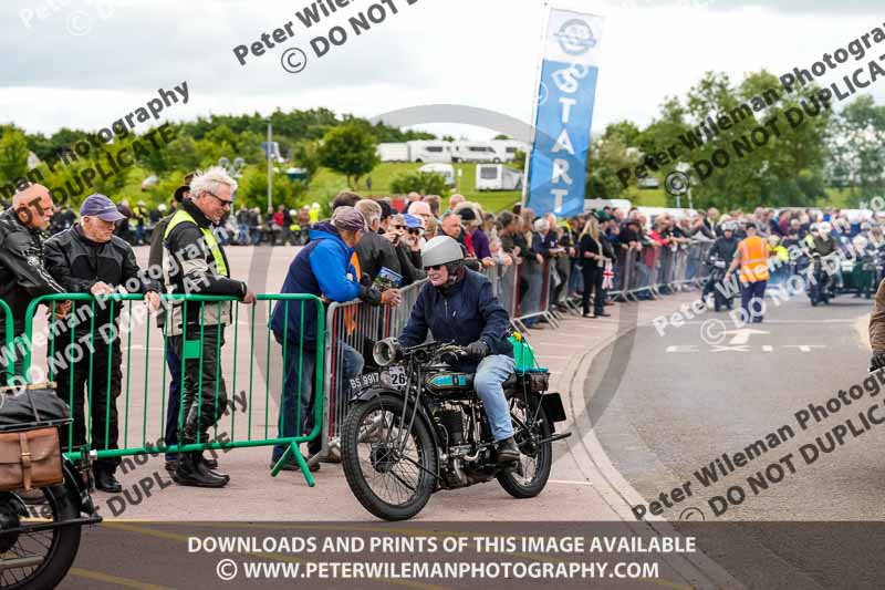 Vintage motorcycle club;eventdigitalimages;no limits trackdays;peter wileman photography;vintage motocycles;vmcc banbury run photographs